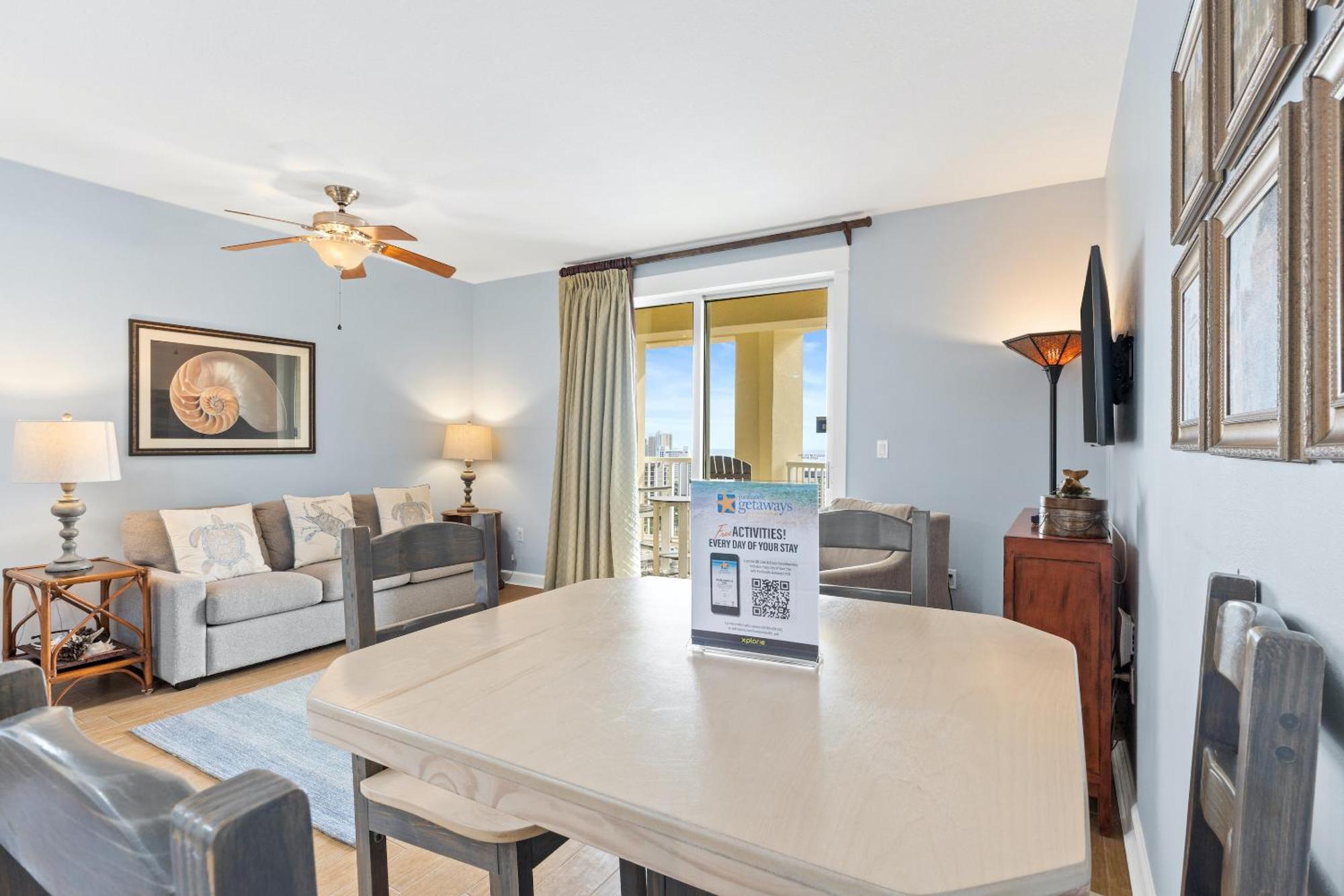Grand Panama Beach Resort Pet Friendly Rentals By Panhandle Getaways Panama City Beach Room photo