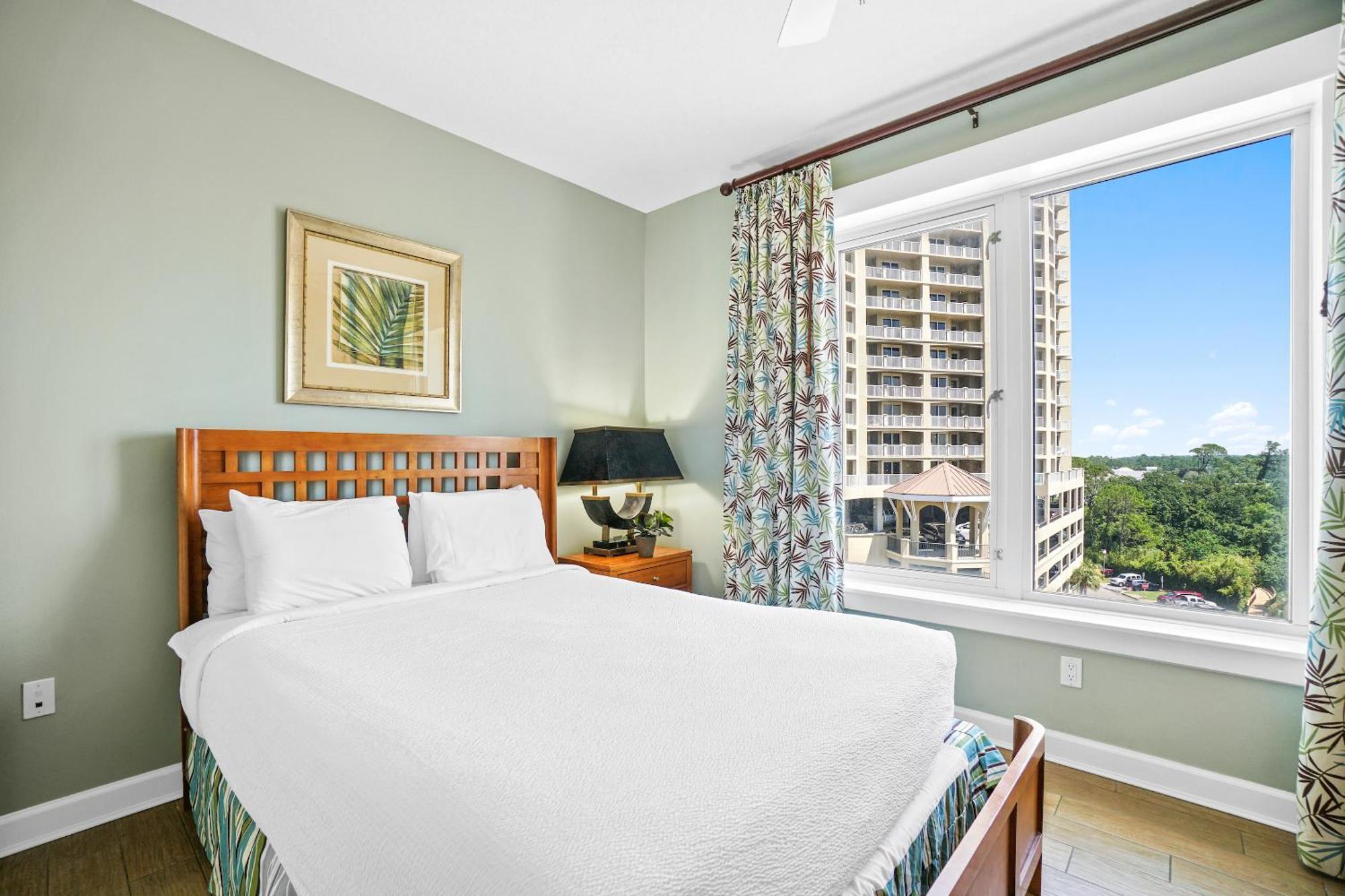 Grand Panama Beach Resort Pet Friendly Rentals By Panhandle Getaways Panama City Beach Room photo