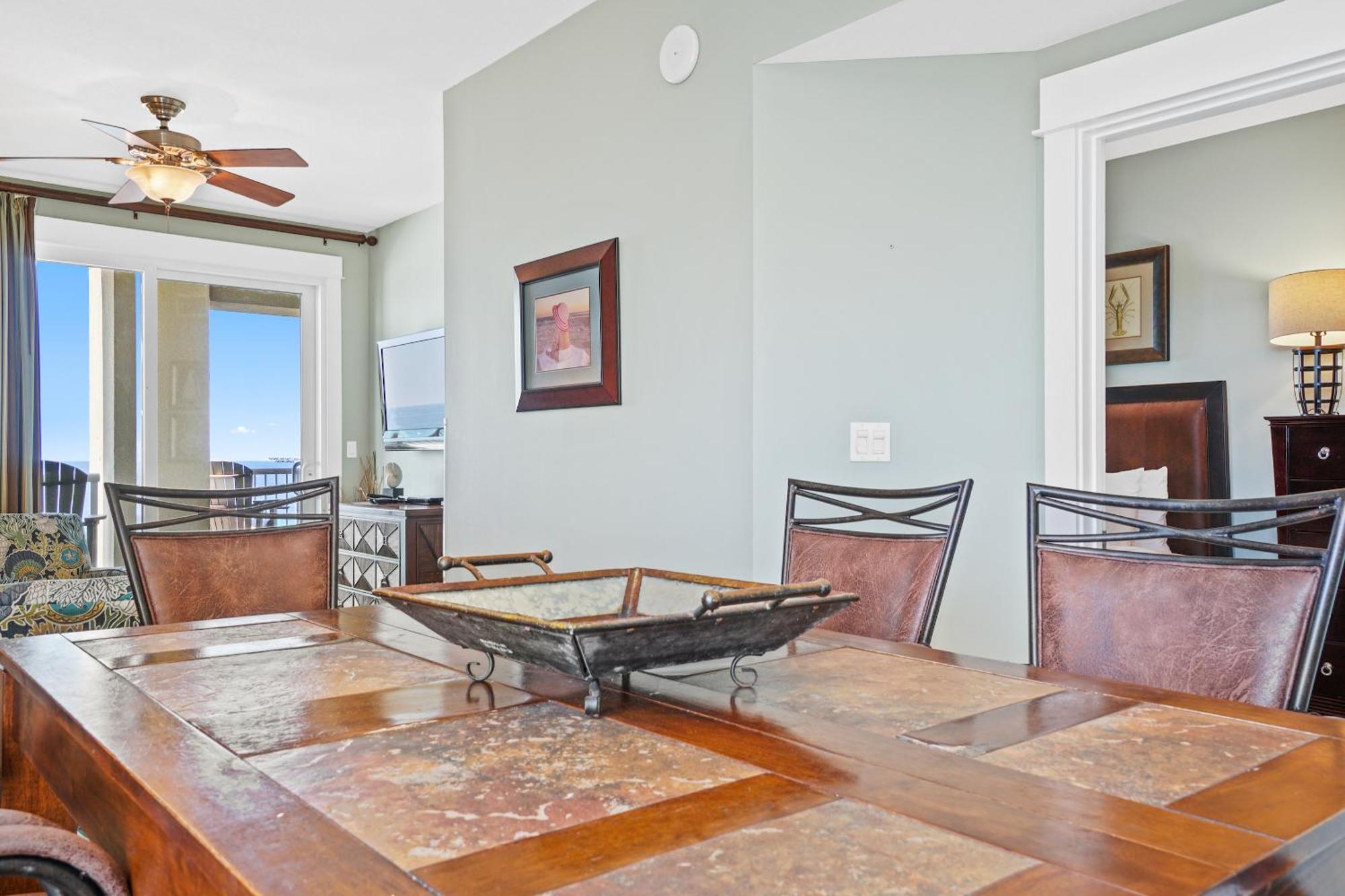 Grand Panama Beach Resort Pet Friendly Rentals By Panhandle Getaways Panama City Beach Room photo