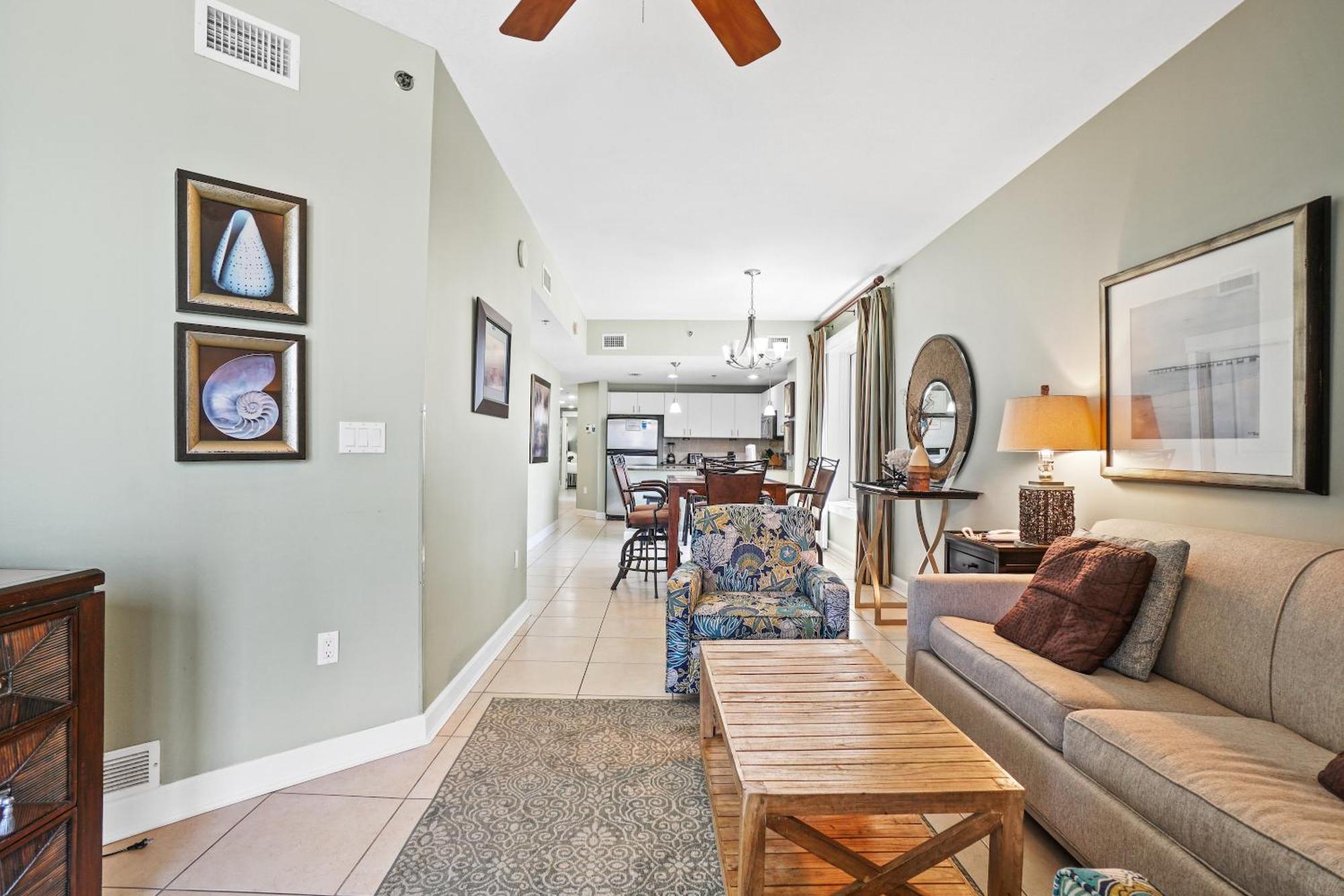 Grand Panama Beach Resort Pet Friendly Rentals By Panhandle Getaways Panama City Beach Room photo