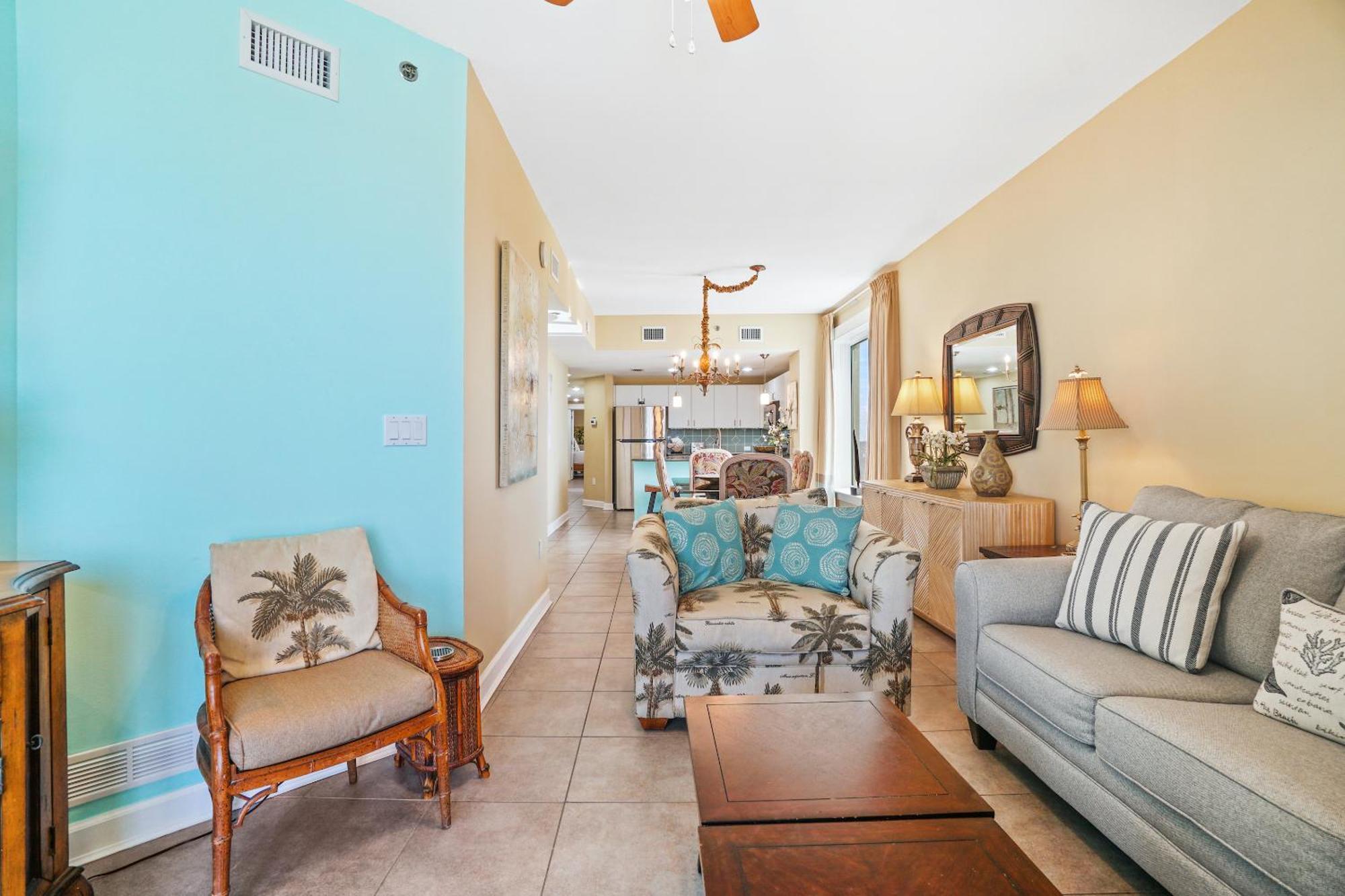 Grand Panama Beach Resort Pet Friendly Rentals By Panhandle Getaways Panama City Beach Room photo